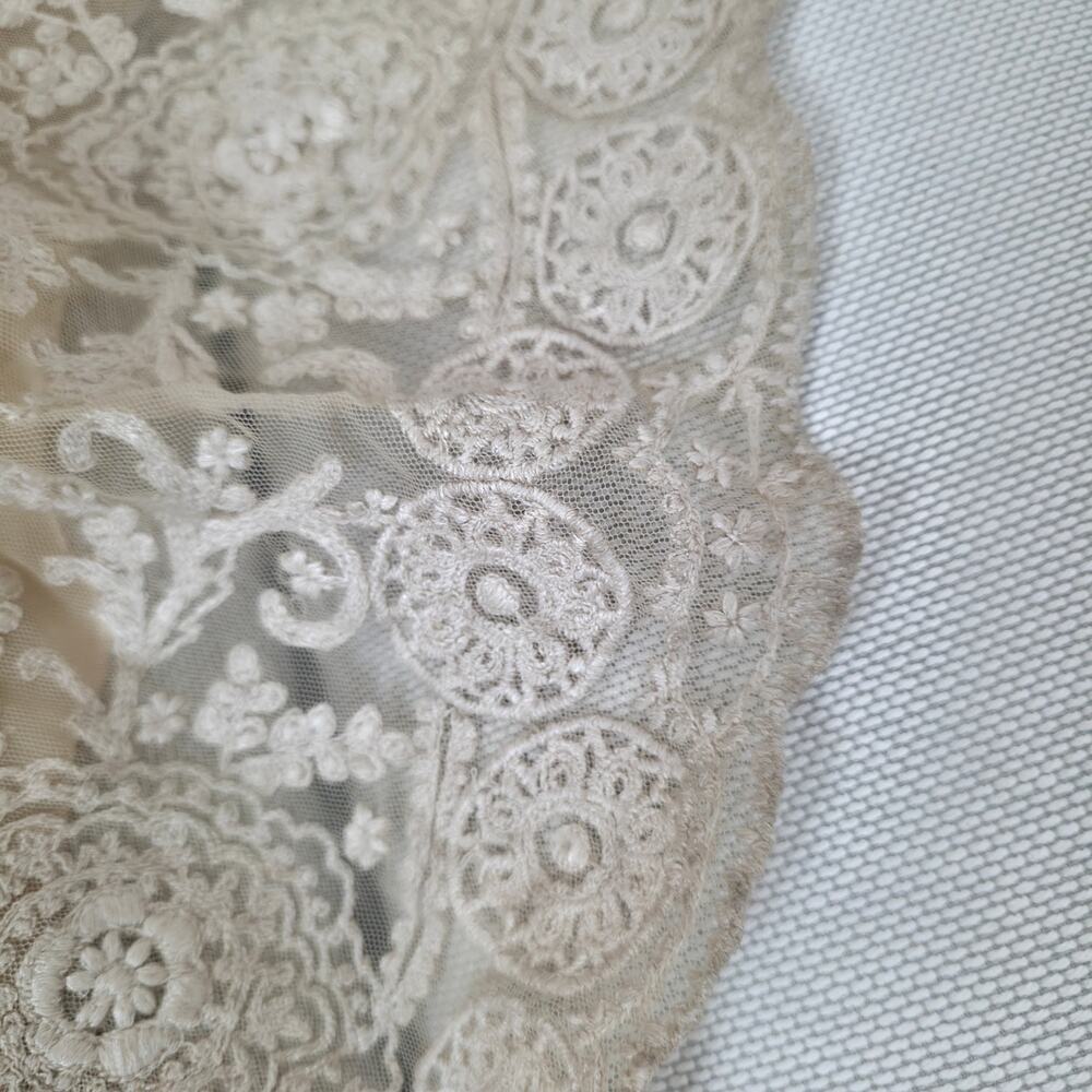 BHLDN Daisy Lace Halter Open Back Wedding Gown Champagne 10 NWT PRICE DROP - Picture 9 of 16